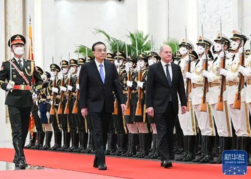 asiagame股份董事长张锦红出席中德经济界代表座谈并发言